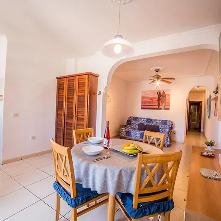 Daire Plaza Vista Mar Dos *